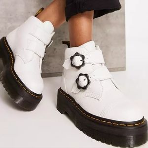 NEW DR. MARTEN Devon Flower Boots White